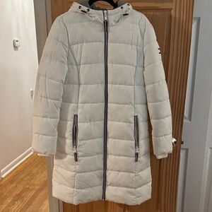 Tommy Hilfiger Women's White Puffer Jacket